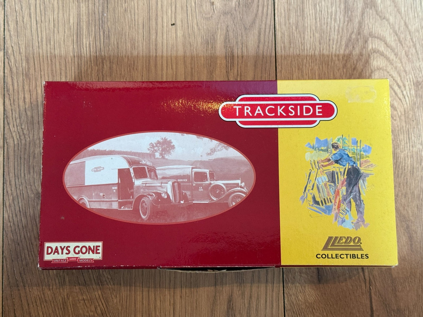 Days Gone Trackside British Railways Twin Pack - BR1002. BNIB