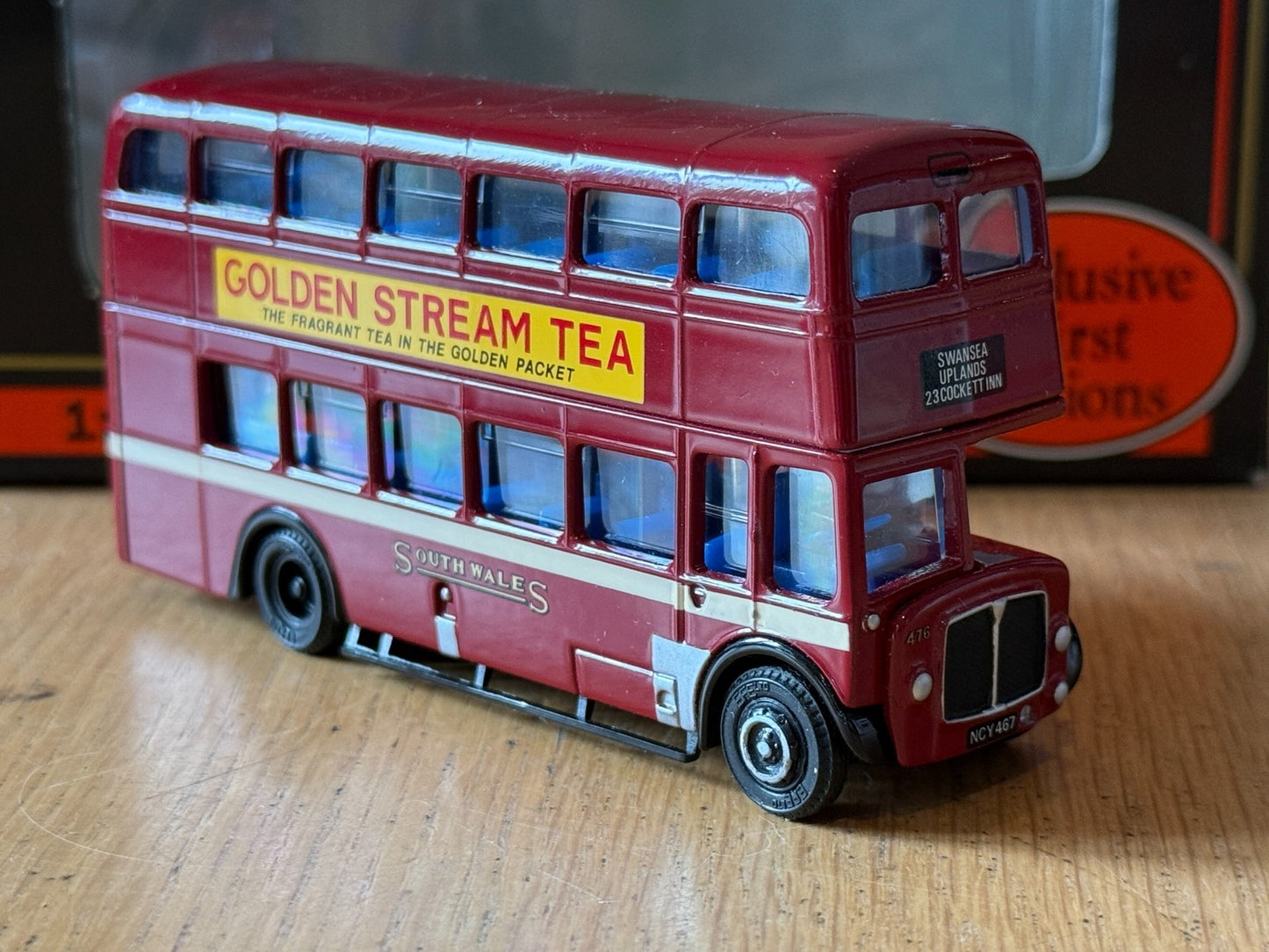 EFE 19704 - 1:76 AEC Regent V (Orion) - South Wales Transport