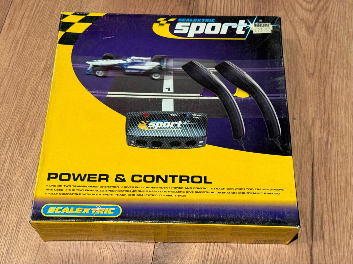 Scalextric Sport C8217 - Power and Control - Throttles and Power Track