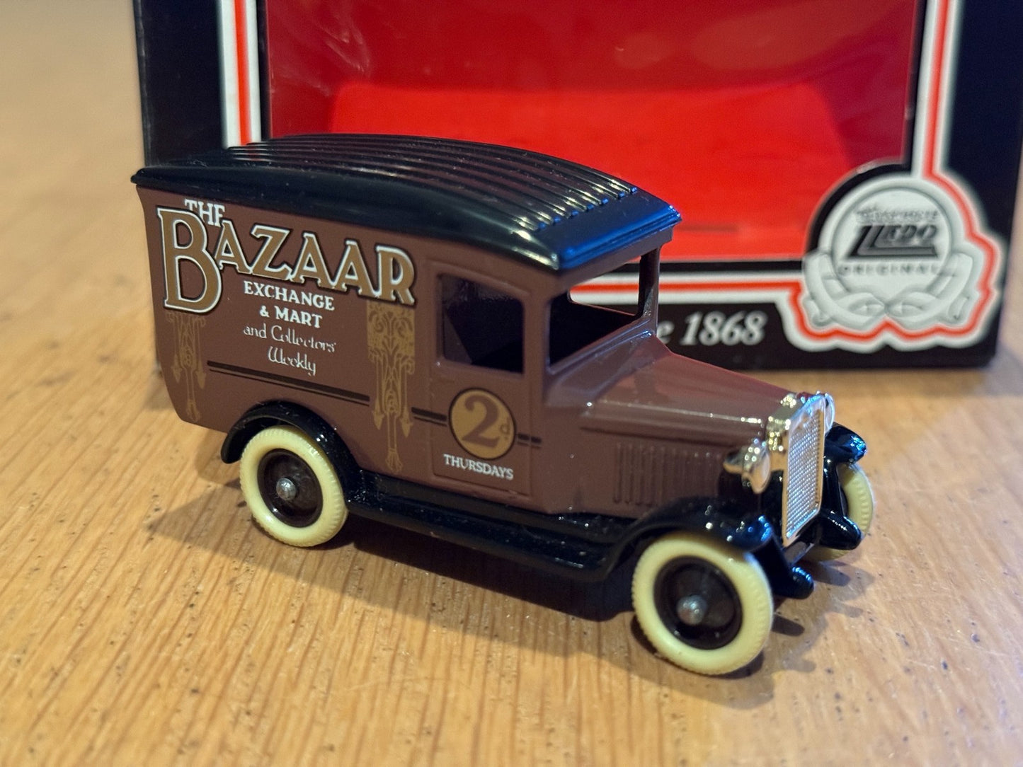 Lledo Days Gone LP21008 - Chevrolet Van, Exchange & Mart, The Bazaar