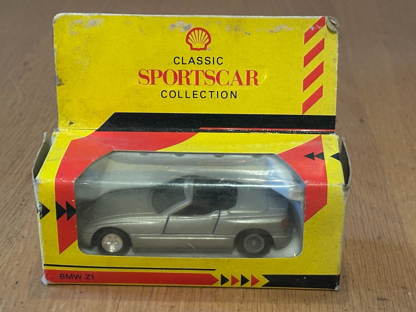 Maisto Diecast - Shell Sportscar Collection - BMW Z1
