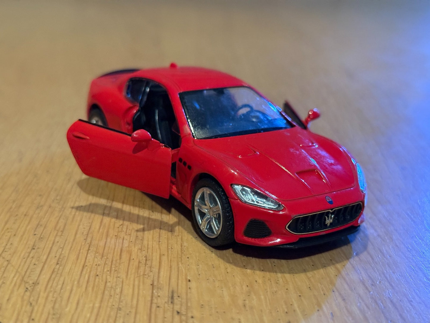 RMZ Diecast Pull Back - 1:36 Maserati Gran Turismo - Pre owned