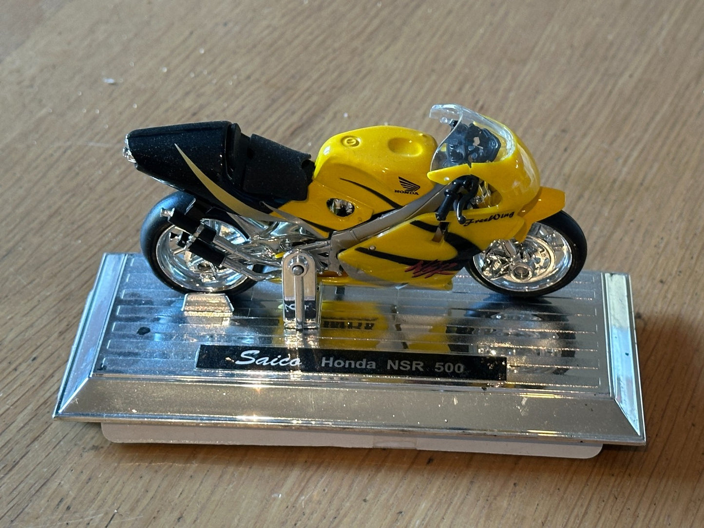 Saico 1:18 Motorcycle Model - Honda NSR500