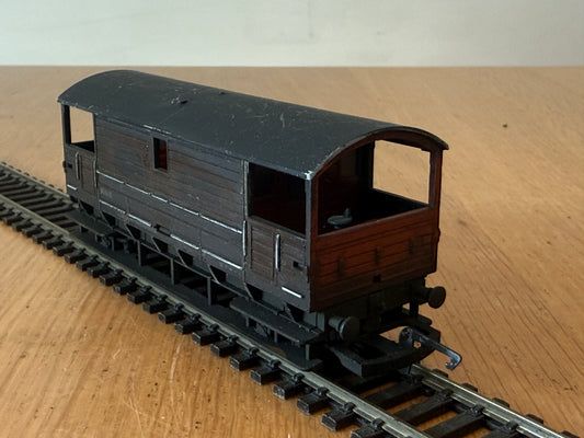 OO Gauge - Weathered Brake Van
