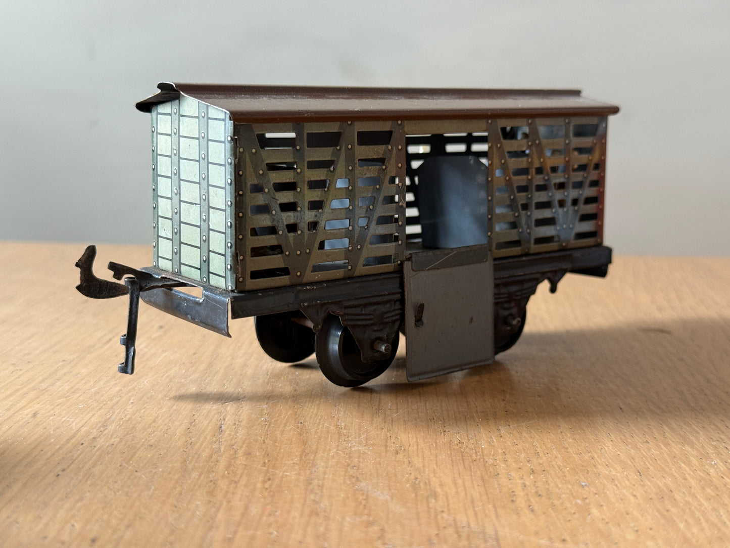 Hornby (we think) O Gauge Tin Plate Milk Van