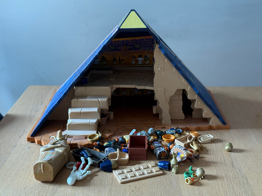 Playmobil 5386 - Pharaoh's Pyramid. Pre-owned.