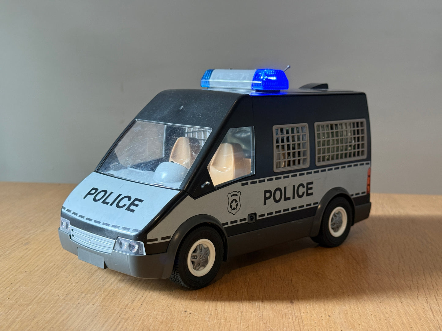 Playmobil 6043 - Police Riot Van. Pre-owned.