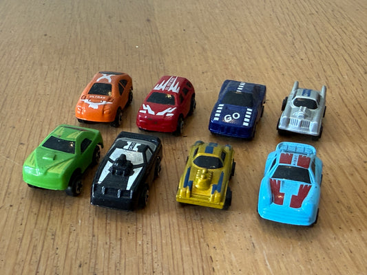 Lot of tiny 8 models - similar to Micro Machines