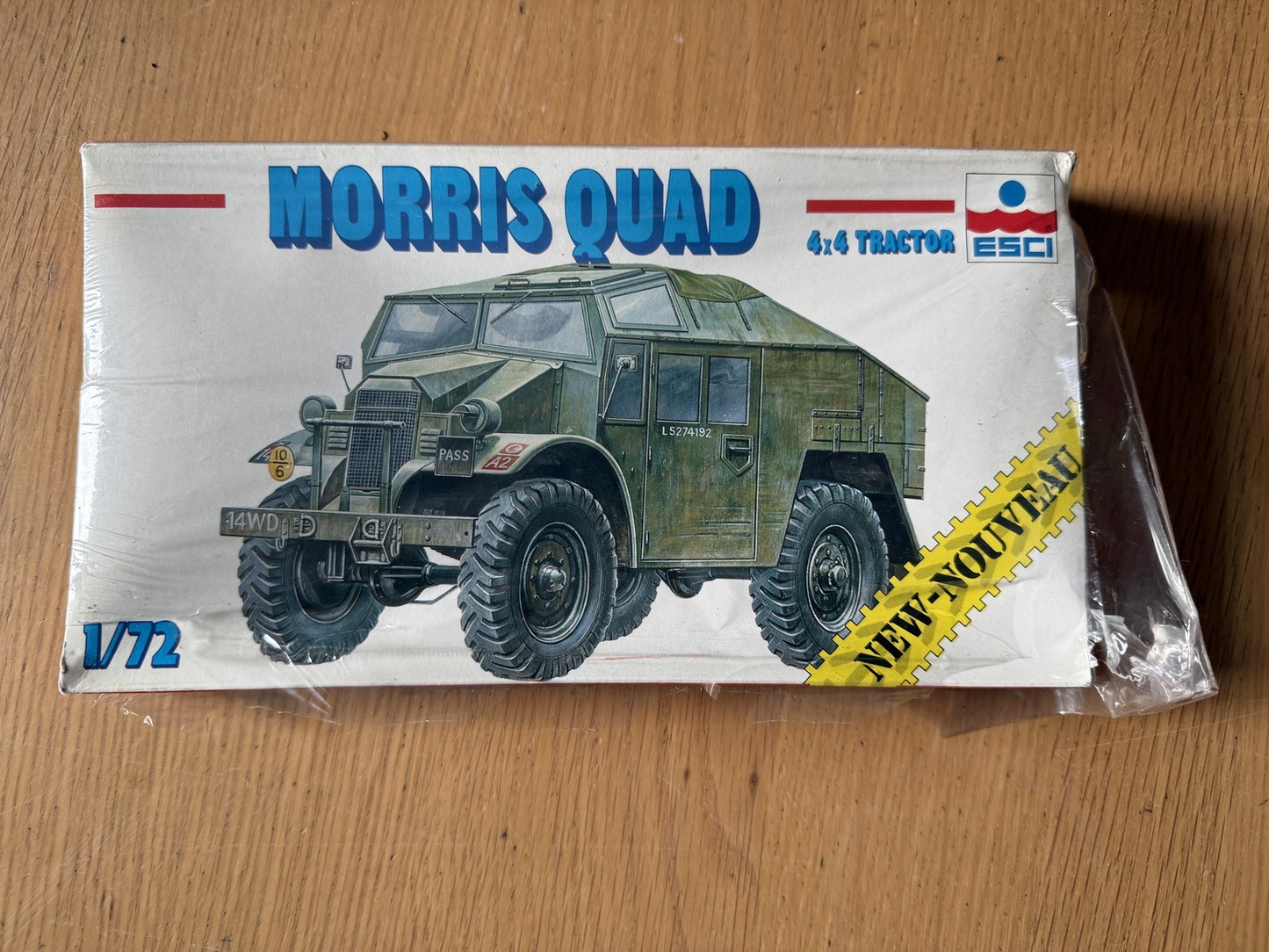 ESCI Model Kit- 1:72 Morris Quad. BNIB.
