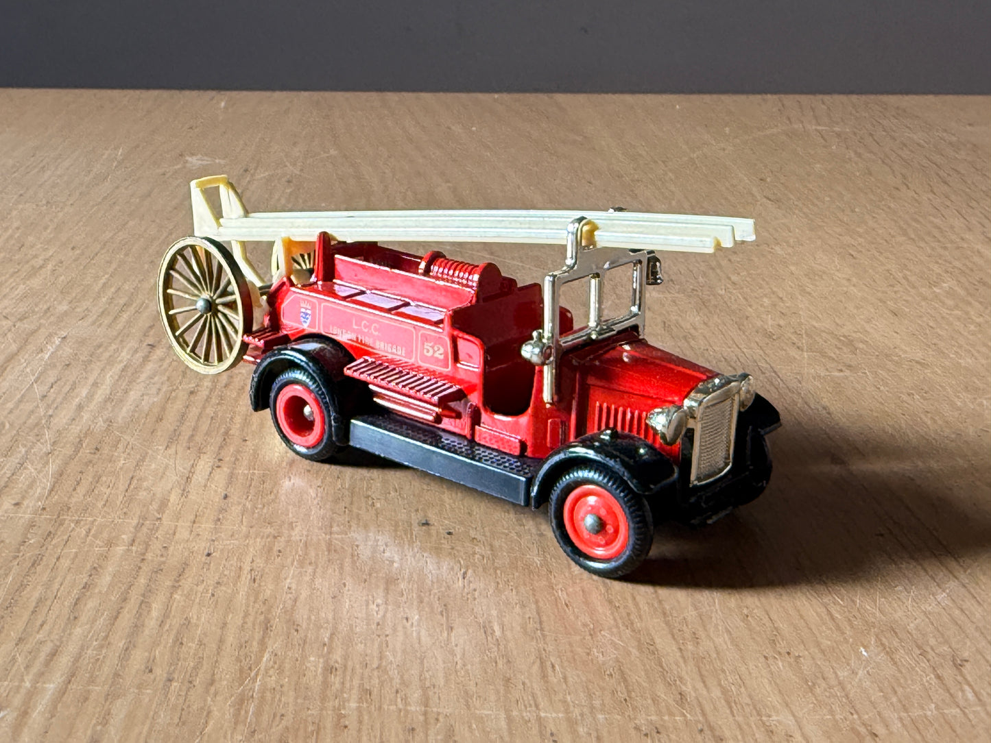 Days Gone - 1934 London Fire Brigade Fire Engine.