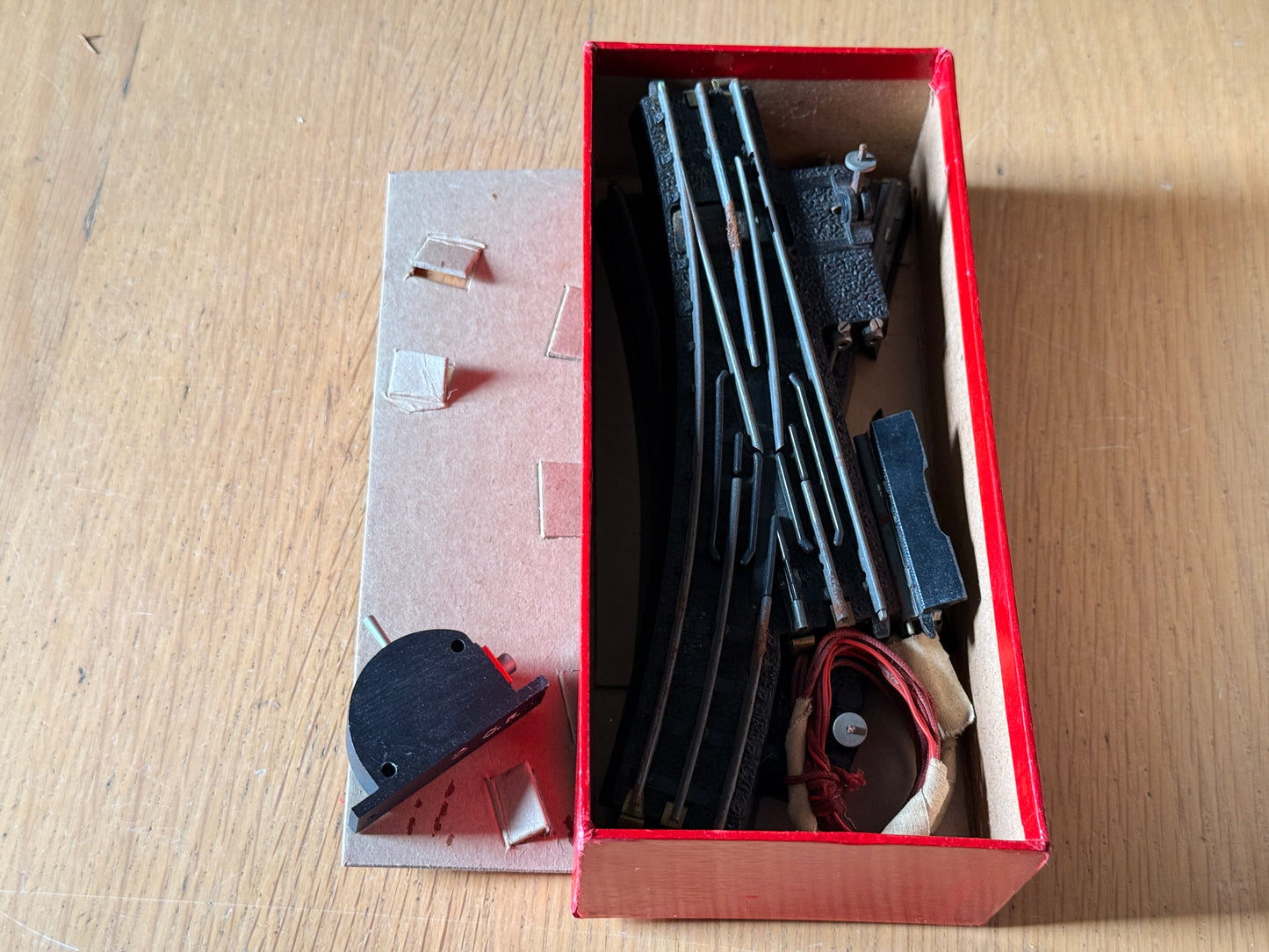 Pair of vintage 3-rail Triang Points with switches