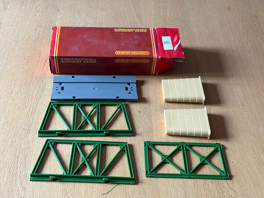 Triang Hornby R657 Girder Bridge