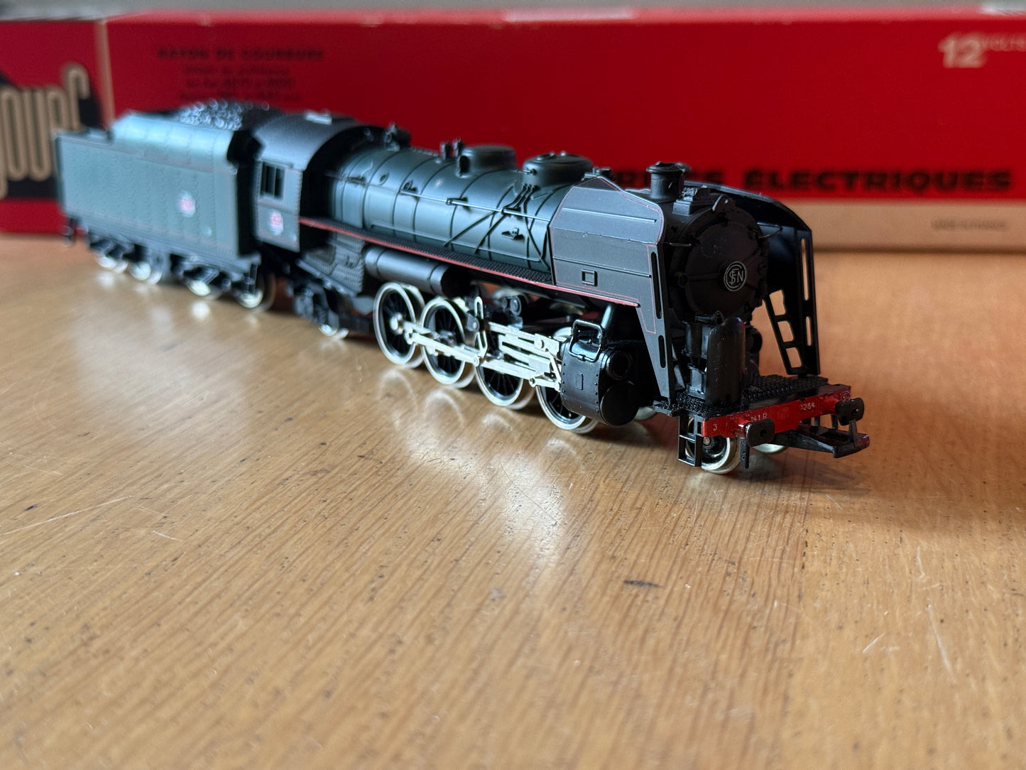 Lima HO Scale 8271  - Steam Locomotive 141 R 1246 SNCF