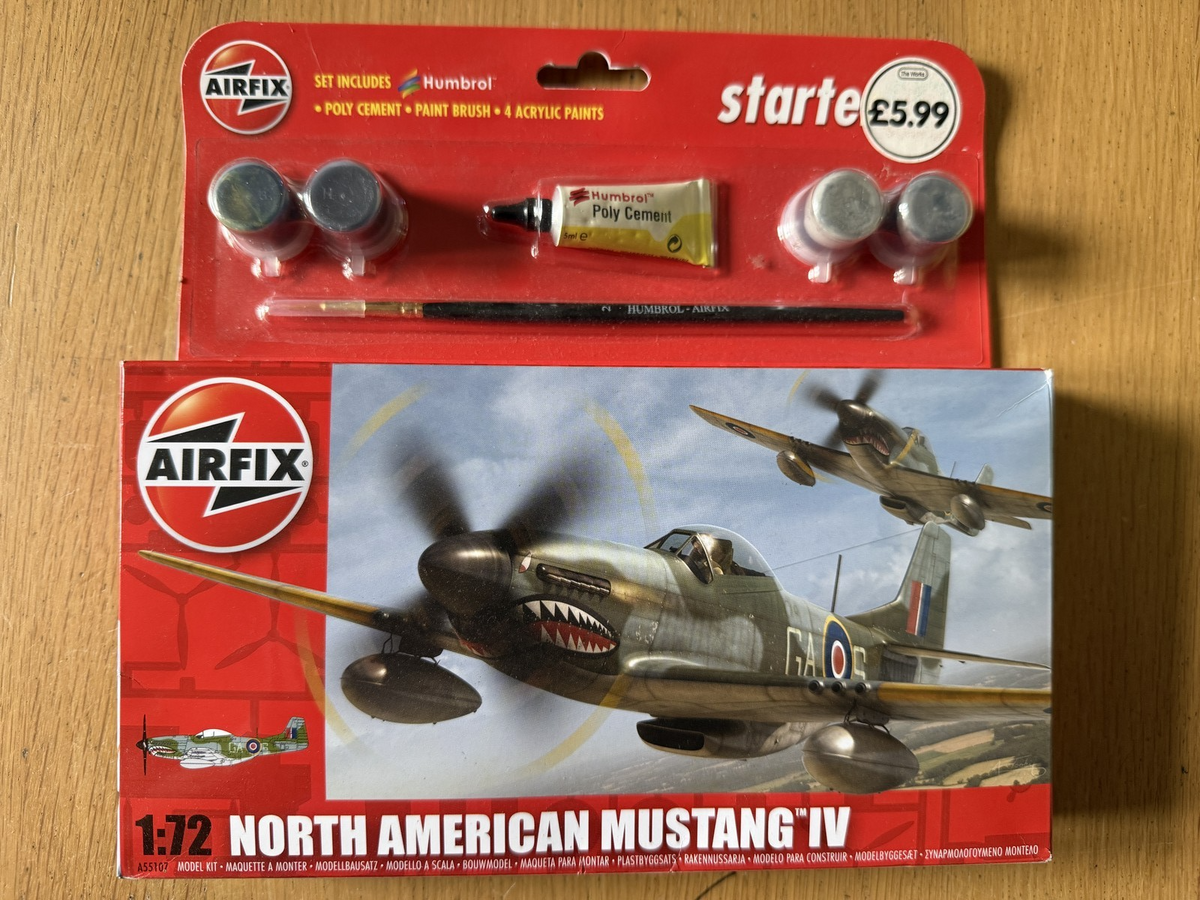 Airfix 1:72 Plastic Model Kit A55107 - North American Mustang IV