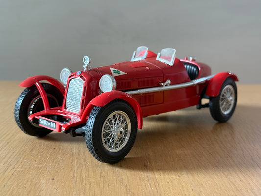 Bburago 1:18 Diecast Model 3014 -  Alfa Romeo 8C 2300M (1931) - No box