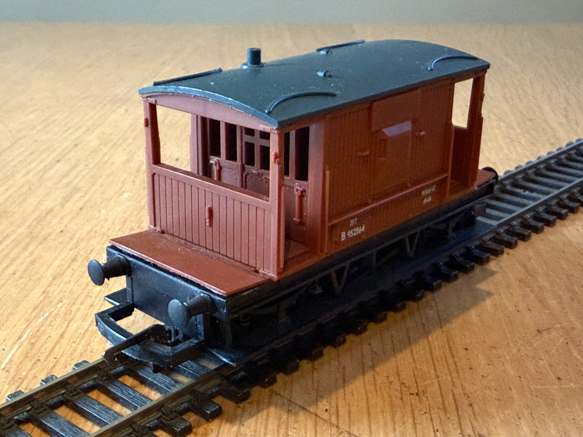 Hornby OO Gauge 20T Brake Van B952544.