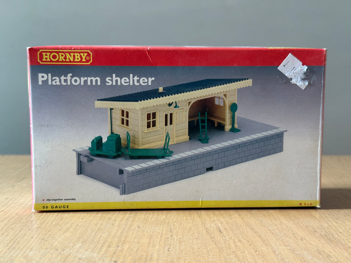 Hornby R510 Platform Shelter. BNIB.