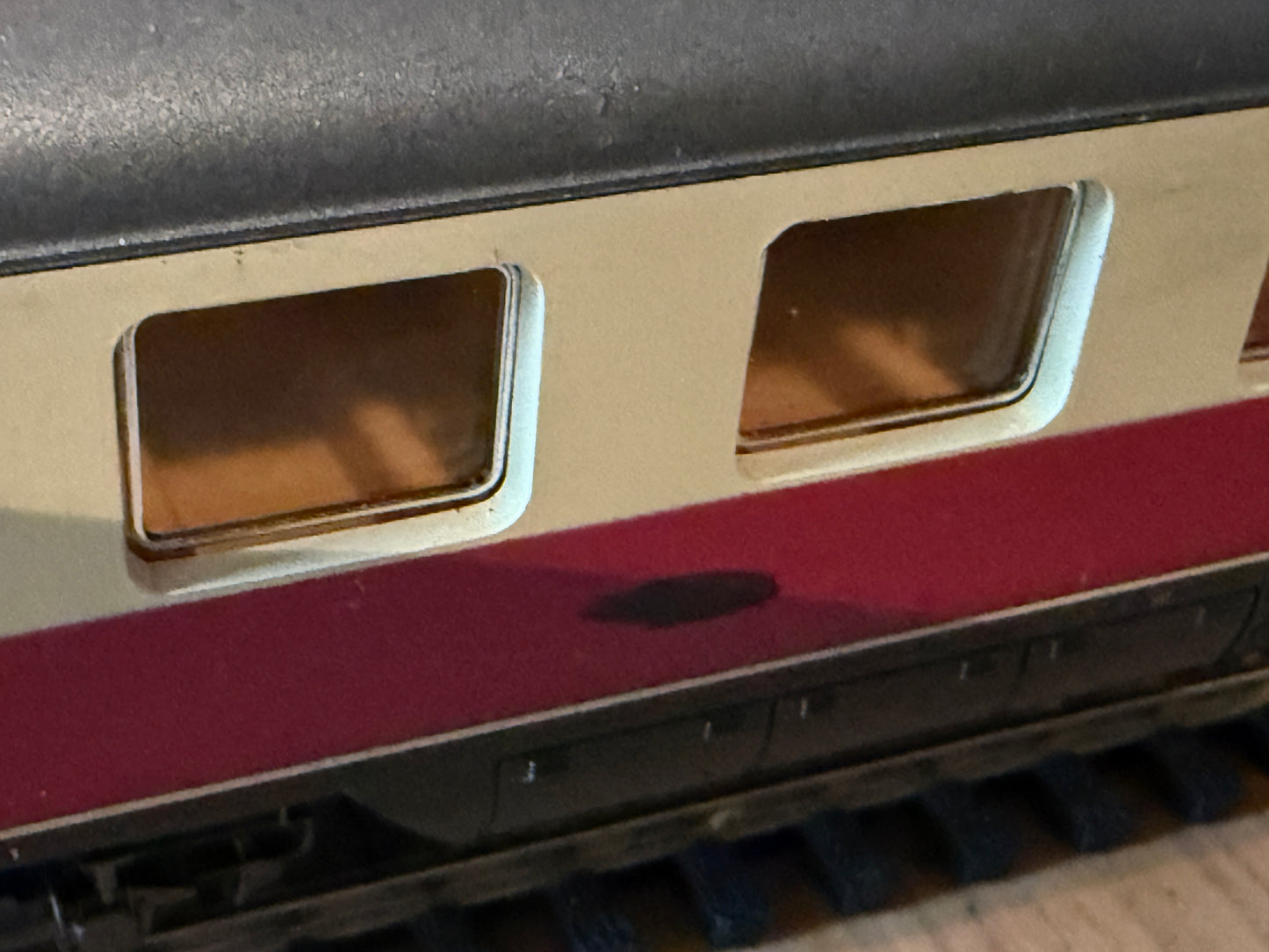 Lima H0 Scale -  DB Continental 1st Class Coach. Small mark on side.