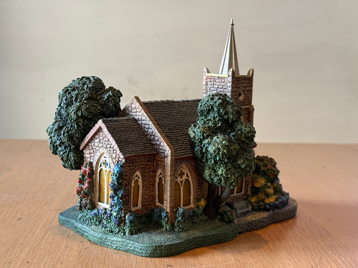 Thomas Kinkade - Hawthorne Village - Windermere Church Sculpture
