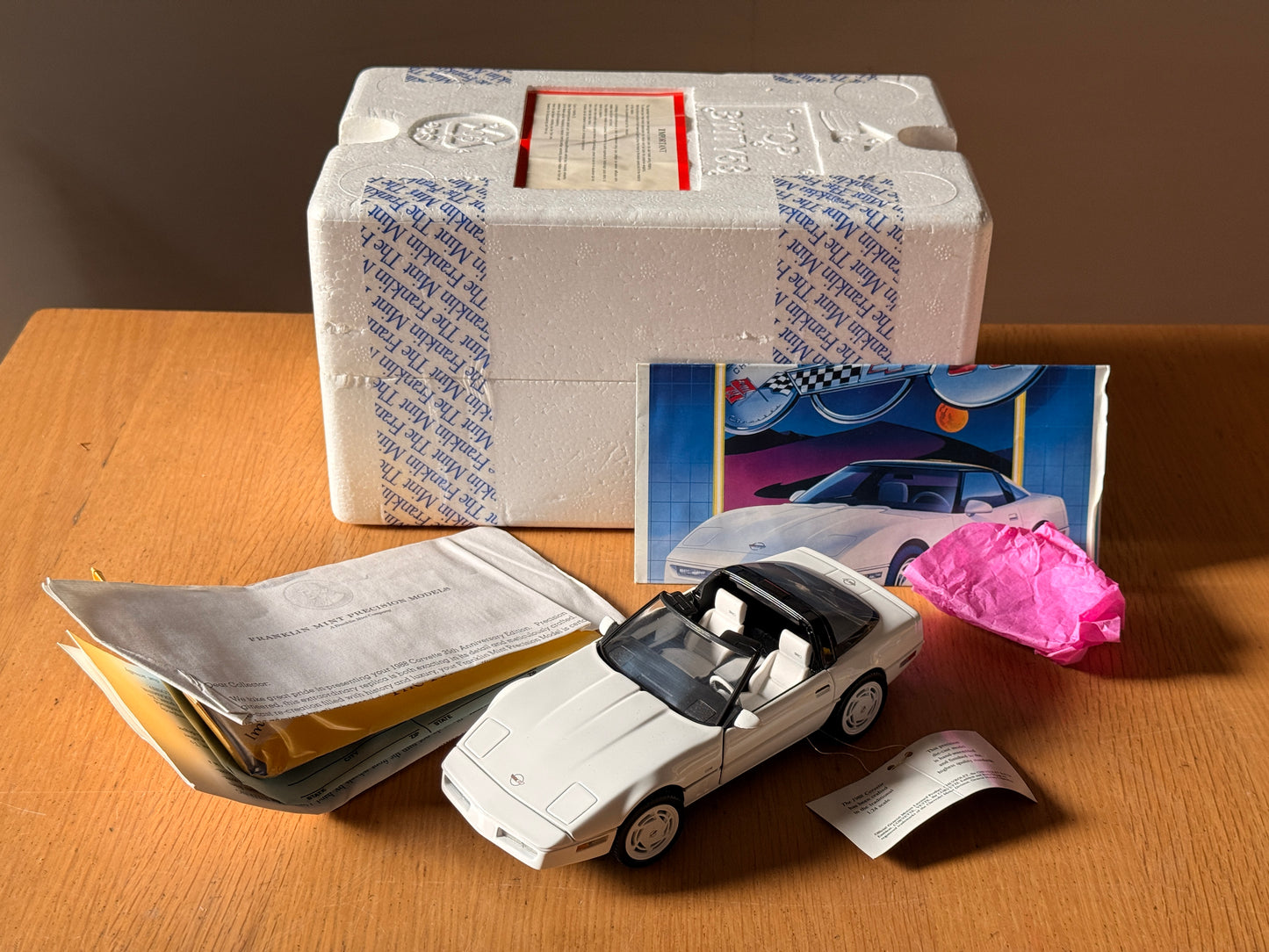 Franklin Mint - 1:24 1988 Chevrolet Corvette.