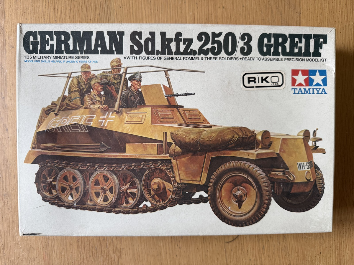Tamiya 1:35 Plastic Model Kit -  German  Sd.Kfz. 250/3 Grief