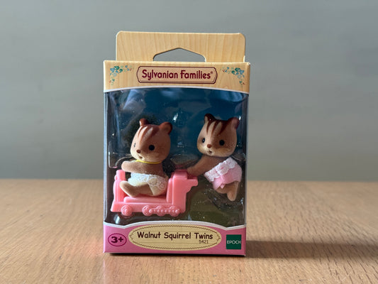 Sylvanian Families 5421 - Walnut Squirrel Twins. BNIB