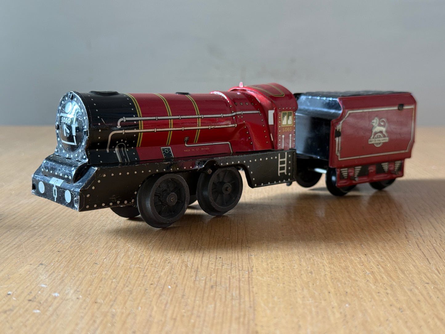 Wells Brimtoy O Gauge Clockwork Timplate Steam Locomotive - No Key