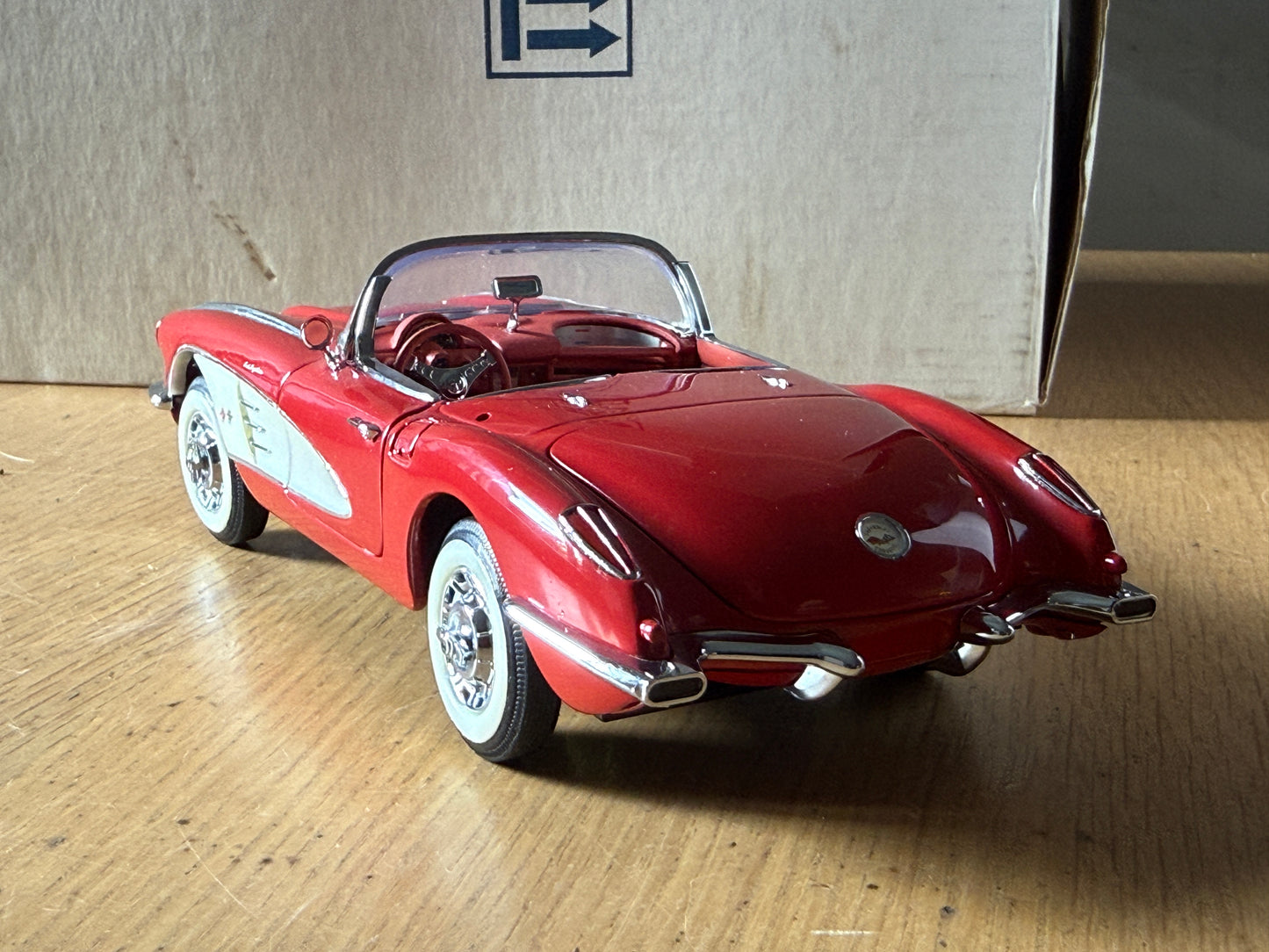 Franklin Mint - 1:24 1959 Chevrolet Corvette.