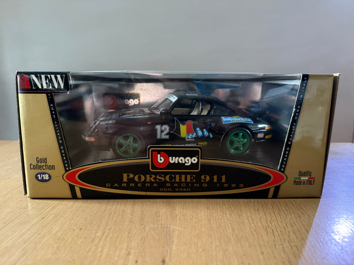 Bburago 1:18 Diecast Model 3360 - Porsche Carrera Racing (1993) - Mint Condition