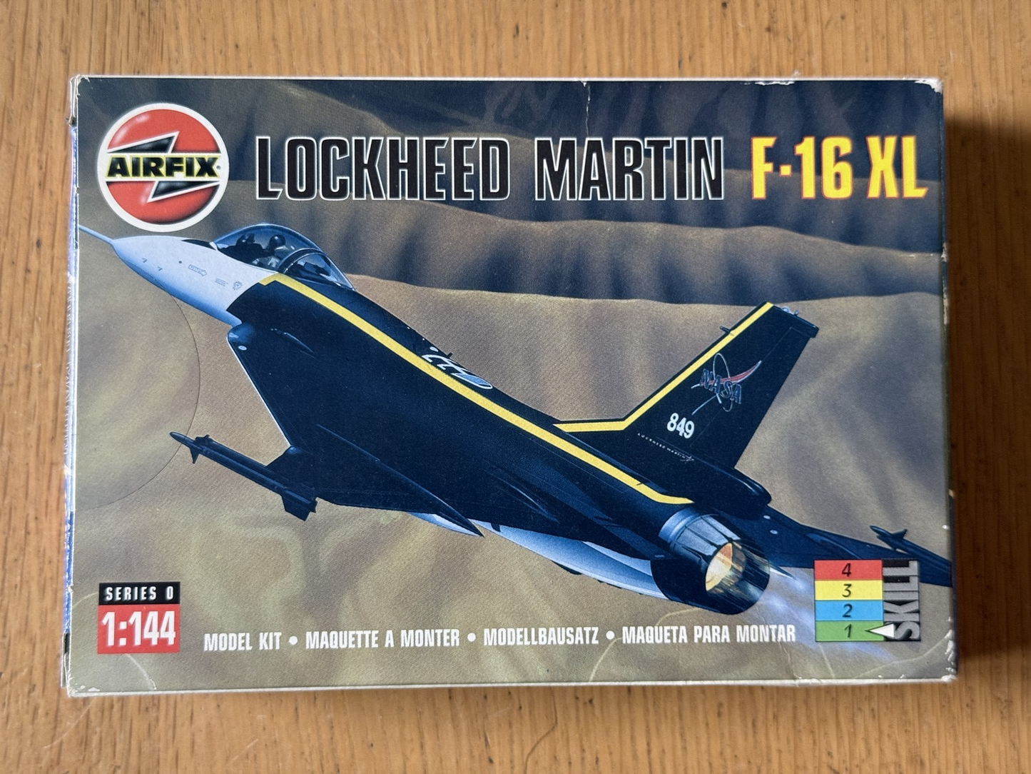Airfix 1:144 Plastic Model Kit- Lockheed Martin XL