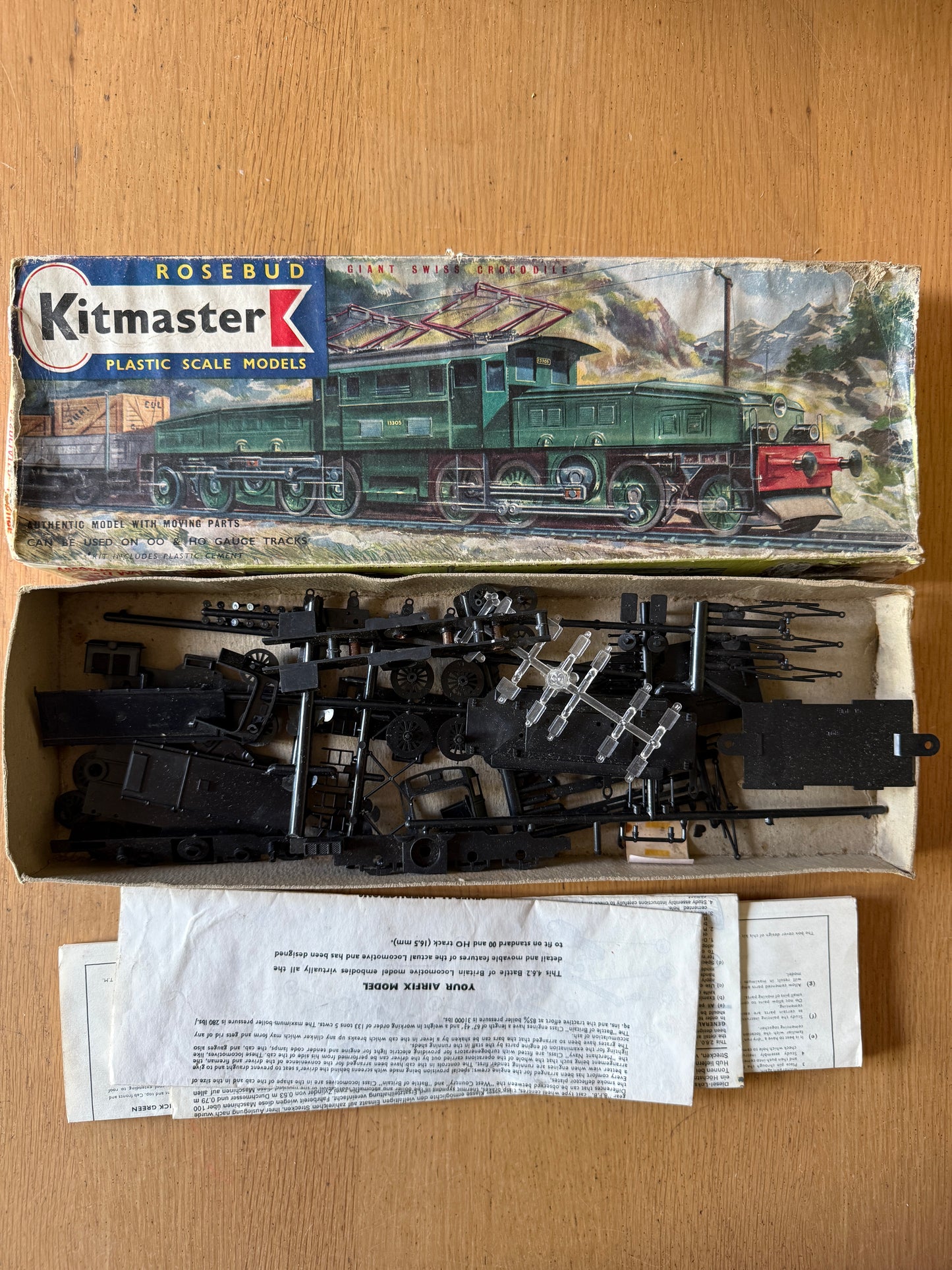 Rosebud Kitmaster HO/OO Model Kit - Giant Swiss Crocodile - May be missing parts