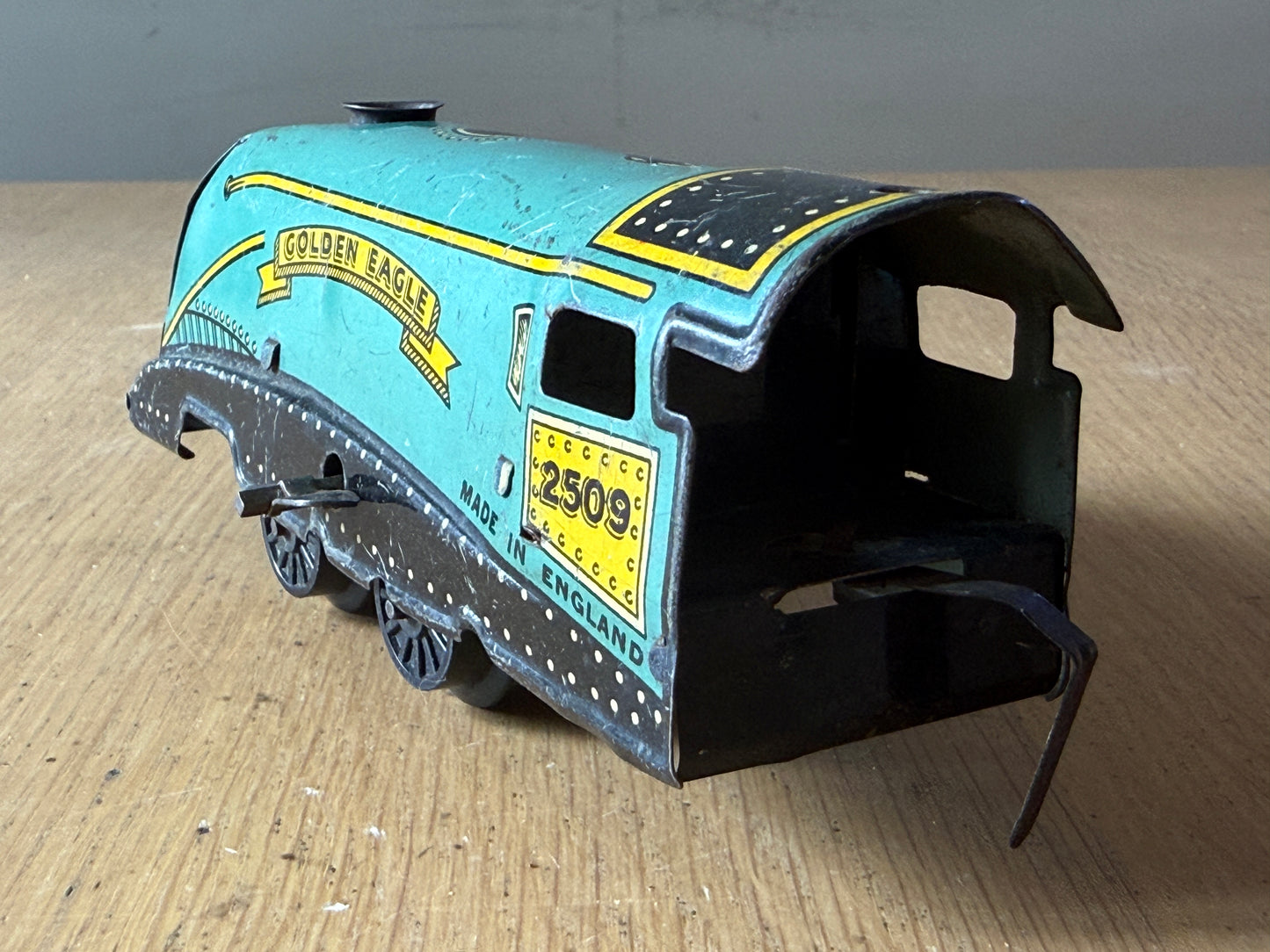 Wells Brimtoy O Gauge Clockwork Timplate Golden Eagle Locomotive
