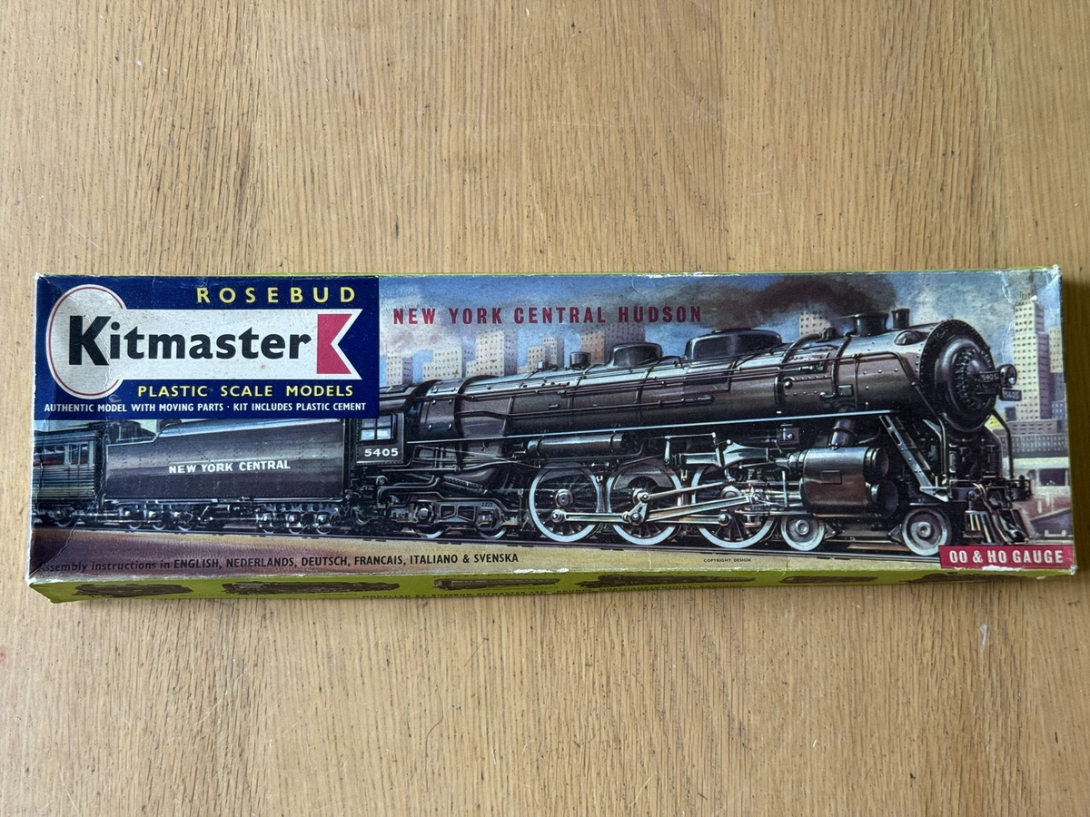 Rosebud Kitmaster HO/OO Scale Model Kit - New York Central Hudson