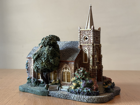 Thomas Kinkade - Hawthorne Village - Windermere Church Sculpture