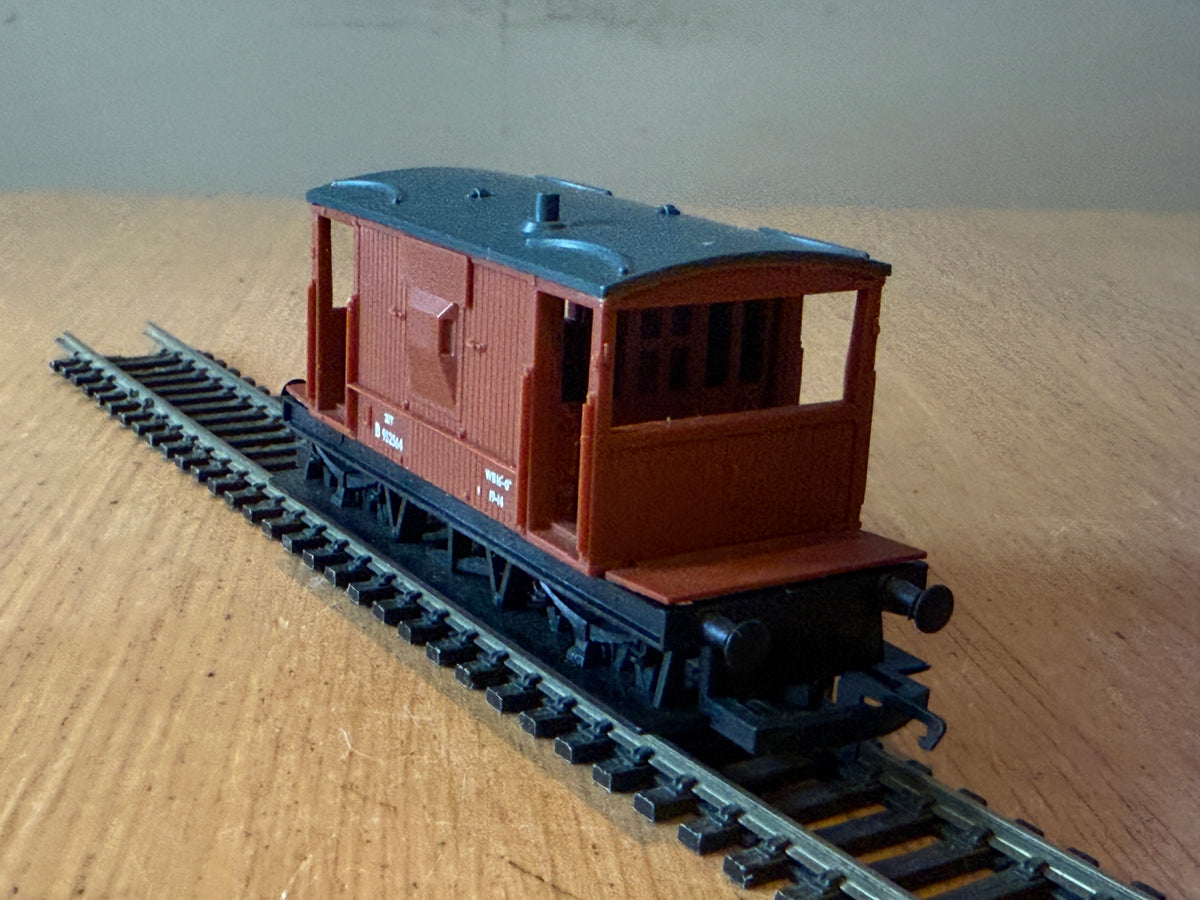 Hornby OO Gauge 20T Brake Van B952544.