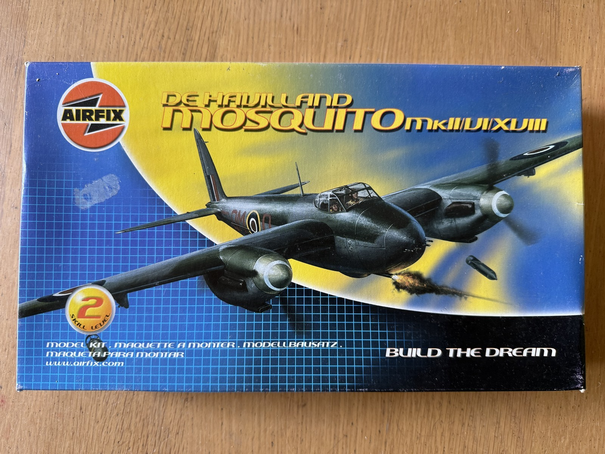 Airfix 1:72 Plastic Model Kit - De Havilland Mosquito MKII, MkVI, MKVIII