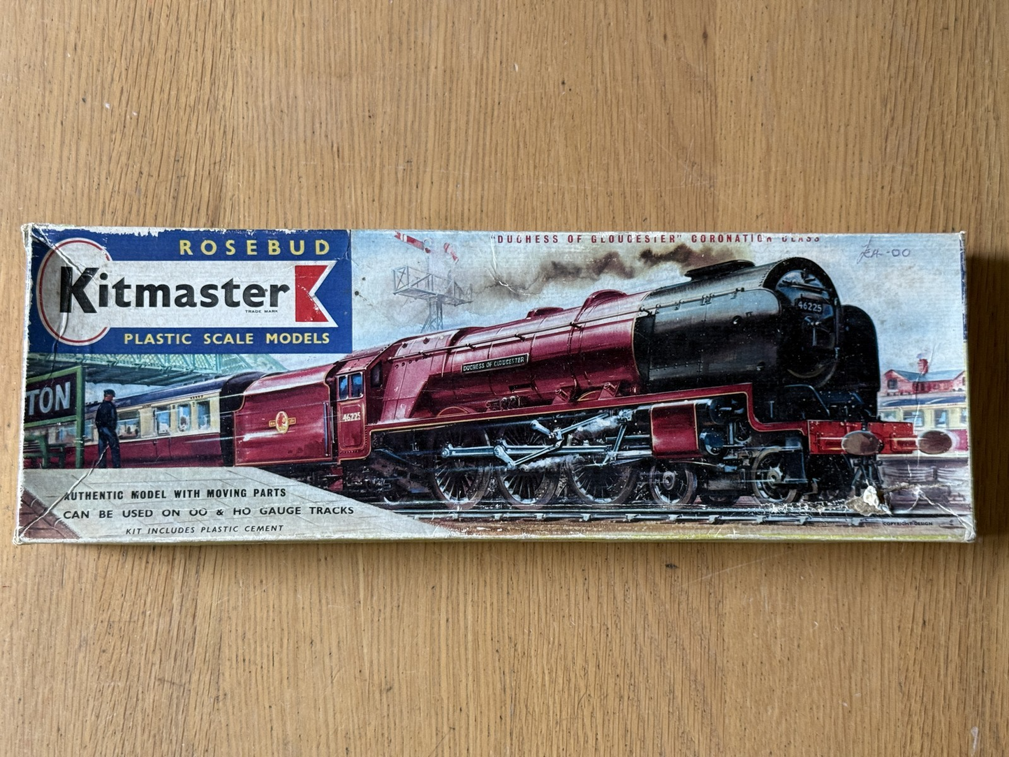 Rosebud Kitmaster HO/OO Scale Model Kit - Coronation Class Duchess of Gloucester