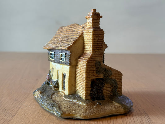 Academy - Miniature Cottage