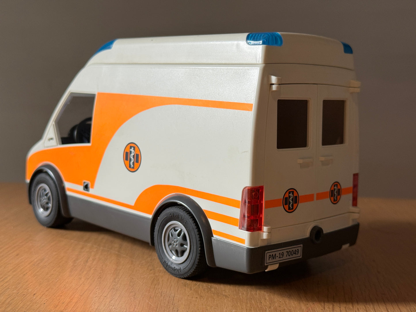 Playmobil 70049 - Ambulance. Pre-owned.