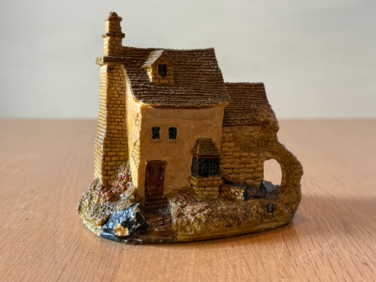 Academy - Miniature House