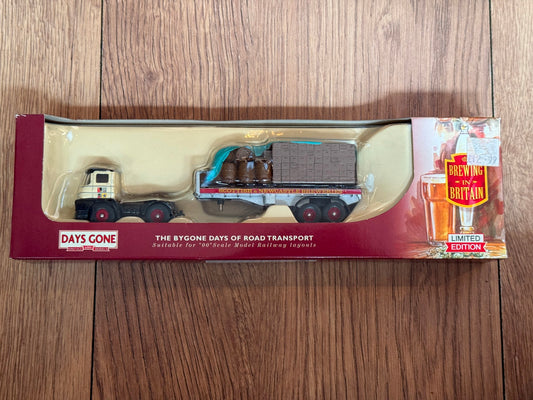 Trackside OO Gauge 1:76 DG150002 Foden S21 Flatbed - Scottish & Newcastle. BNIB