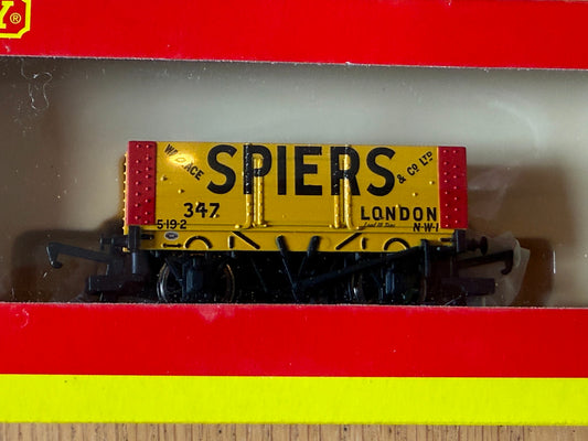 Hornby OO Gauge  R6236 Wallace Spiers 6 Plank Wagon BNIB