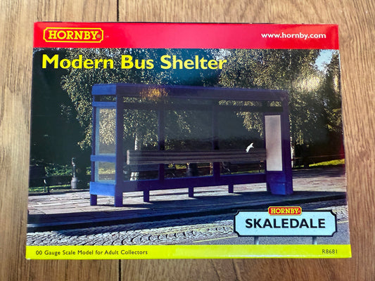 Hornby Skaledale OO Gauge Building - Modern Bus Shelter BNIB