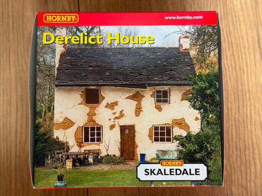 Hornby Skaledale OO Gauge Building - Derelict House BNIB