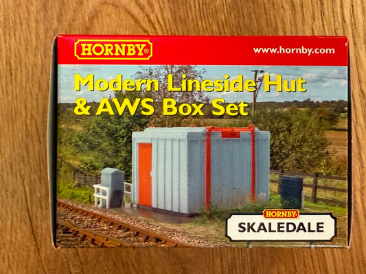 Hornby Skaledale OO Gauge Building - Modern Lineside Hut and AWS Box Set BNIB