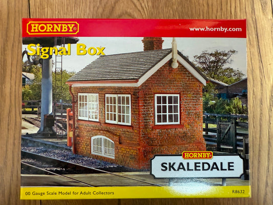 Hornby Skaledale OO Gauge Building - Signal Box BNIB