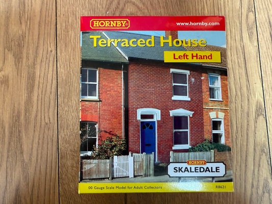 Hornby Skaledale OO Gauge Building - Terraced House - Left Hand Side BNIB
