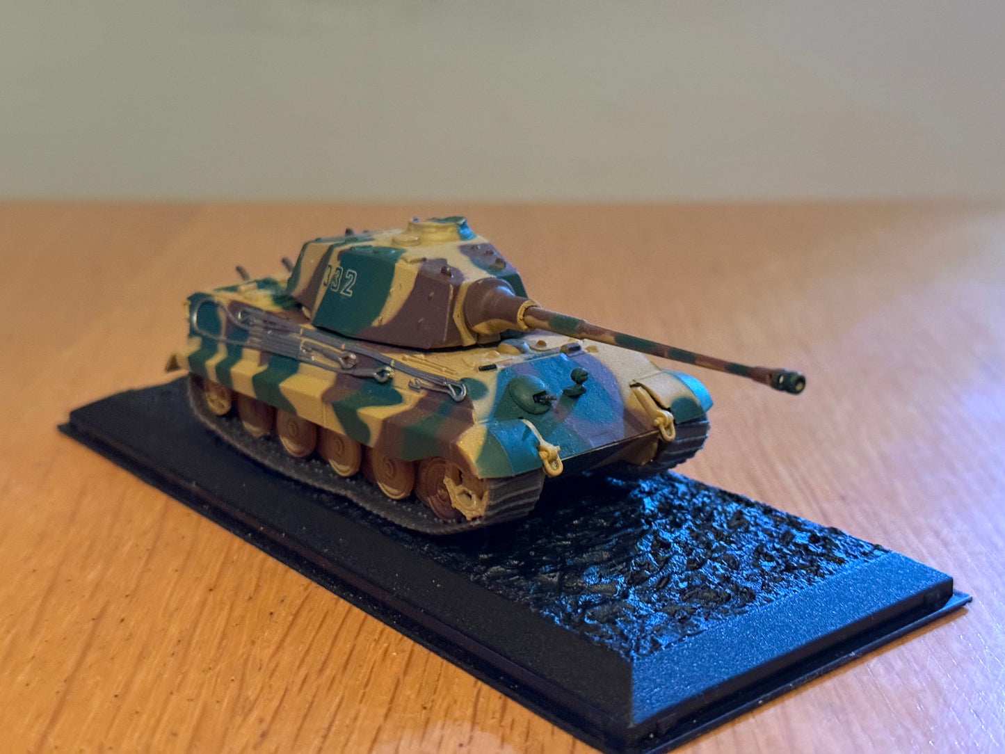 DeAgostini Combat Tanks Collection - Panzerkampfwagen Tiger Ausf. B (1944)