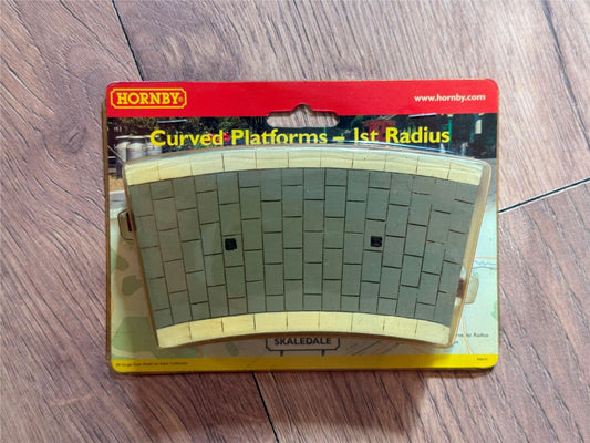 Hornby Skaledale OO Gauge - Curved Platform - 1st Radius BNIB