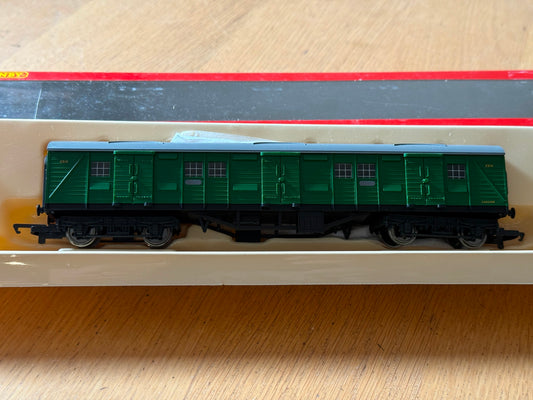 Hornby OO Gauge R4057A SR Malachite Green Bogie Luggage Van Boxed. BNIB.